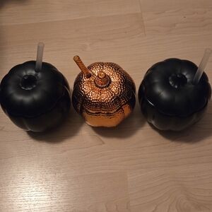 3 Pumpkin Cups